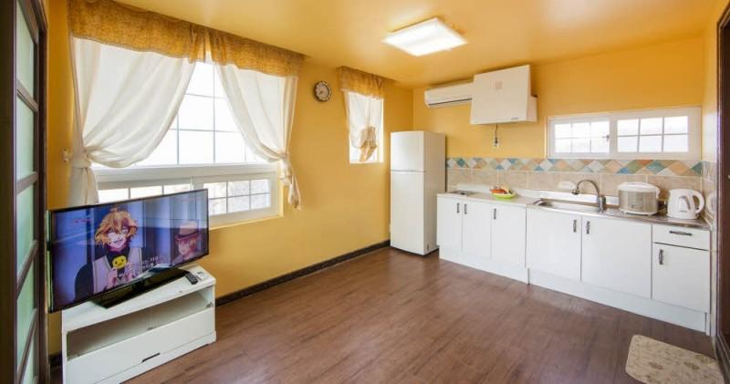 Others 4, Daebudo Log House with View Pension, Ongjin