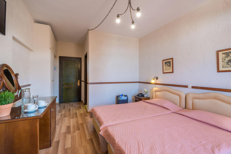 Bedroom 3, Jolly Hotel, Epirus