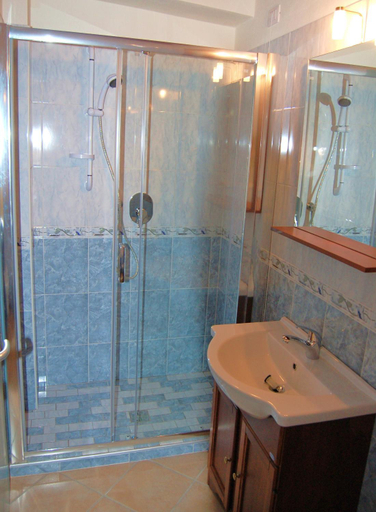 Bathroom 2, Appartamenti I Lentischi, Cagliari