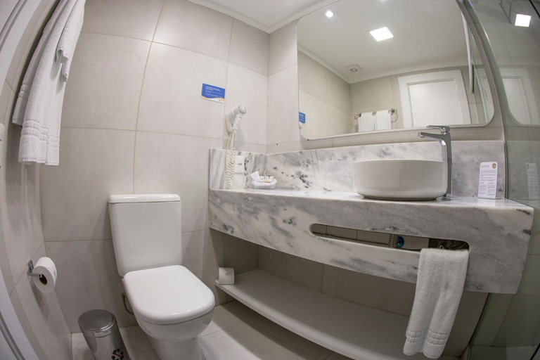 Bathroom 5, Jurere Beach Village - Studio Vista Mar, Florianopolis