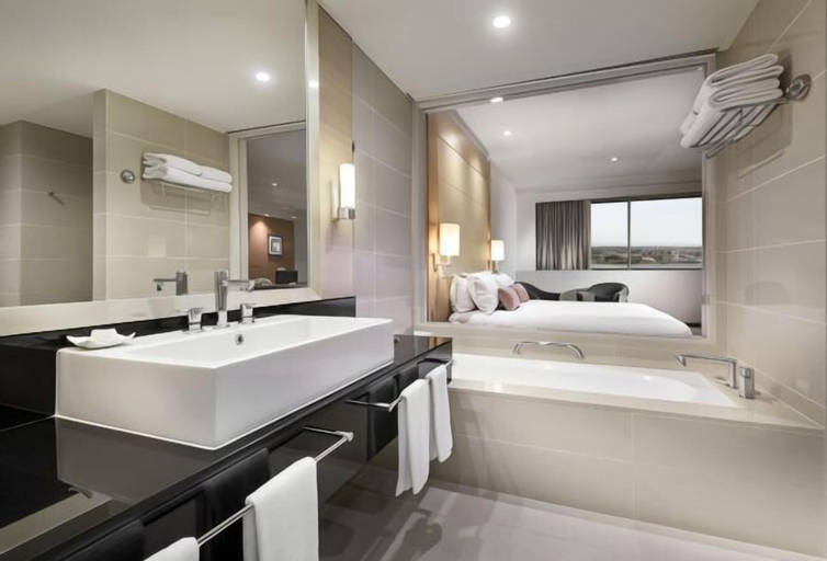 Bathroom 4