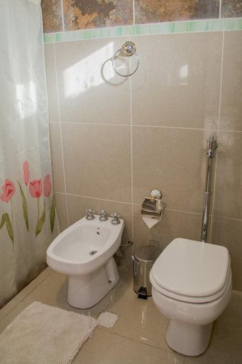 Bathroom 4, Hotel Posada Las Lengas, Güer Aike
