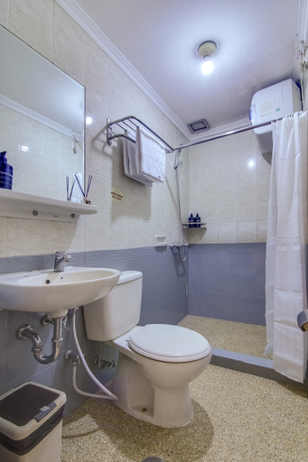 Bathroom, Bandung Scenic View by Kava Stay, Bandung
