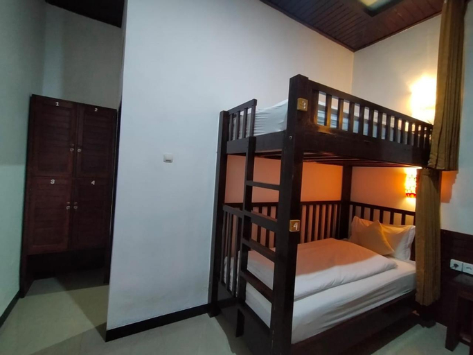 Bedroom 12