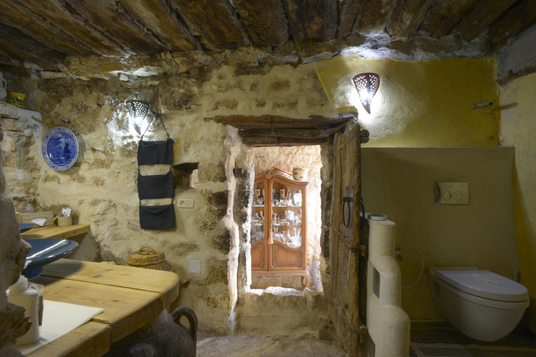 Bathroom 4, Auberge de Tamezret, Matmata