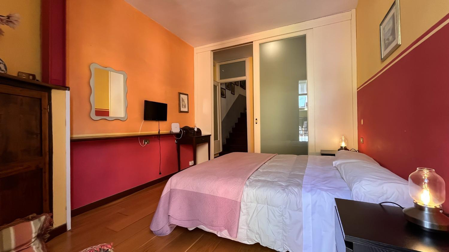 Bedroom 8