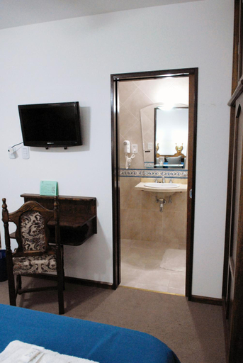 Bedroom 2, Hotel Berlin, Gualeguaychú