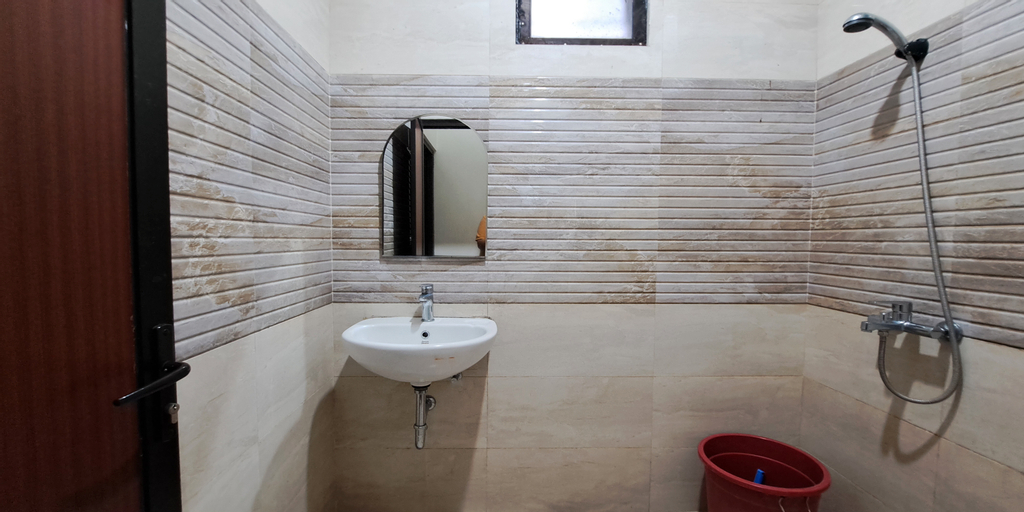 Bathroom 3