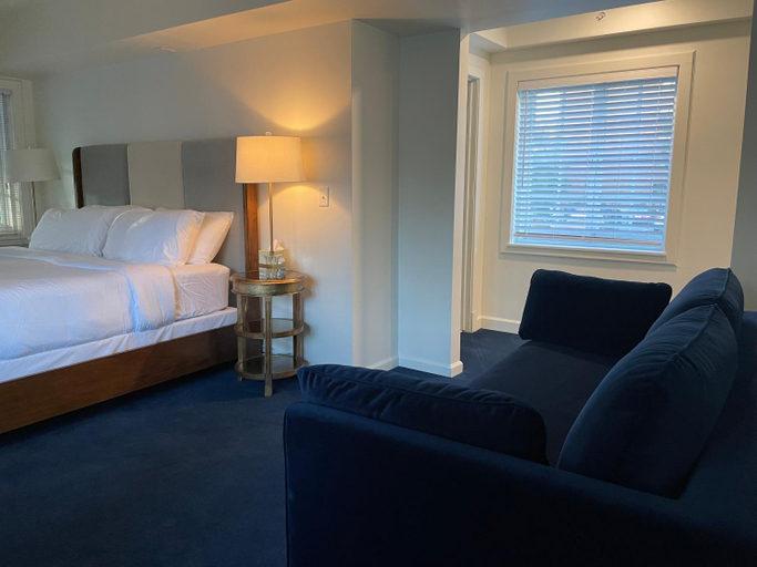 Bedroom 2, The Argus Hotel & Cocktail Lounge, Albany