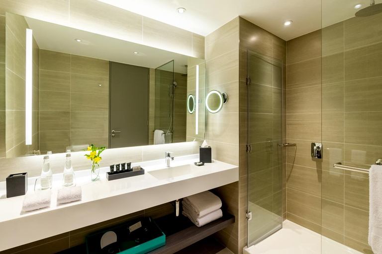 Bathroom 29