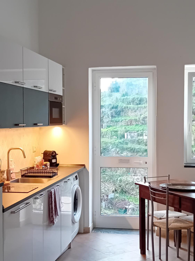 Dining Room 11