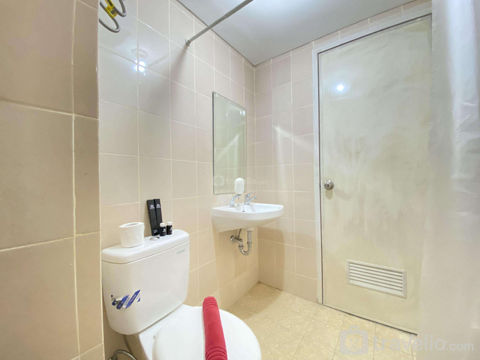 Bedroom 2, Furnished 2BR at Parahyangan Residence By Travelio, Bandung
