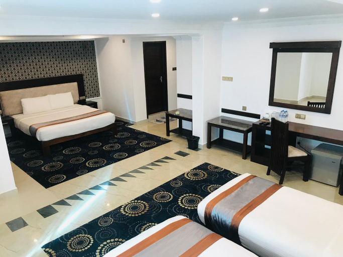 Bedroom 3, Galaxy Grand Hotel, Nuwara Eliya
