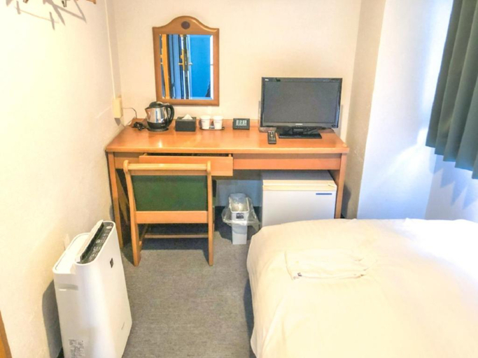 Bedroom 4, HOTEL LiVEMAX BUDGET Naha Matsuyama, Naha