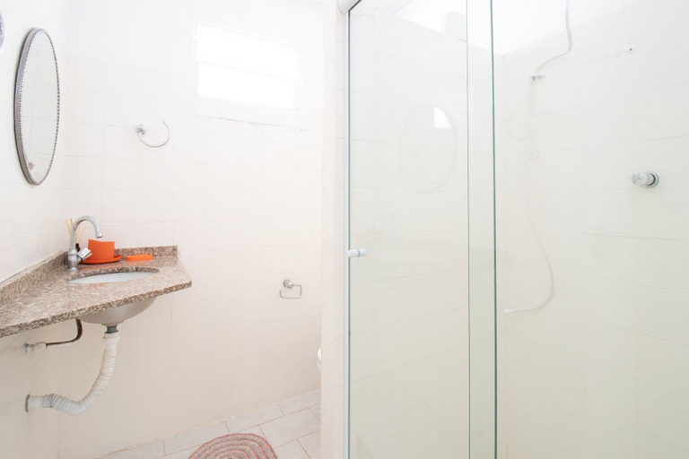 Bathroom 3, GB55 Linda Casa 5 Quartos 50m da Praia, Camaçari