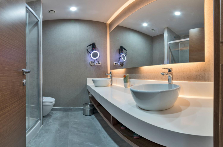 Bathroom 3, eLotte Palace Hotel, Avcılar