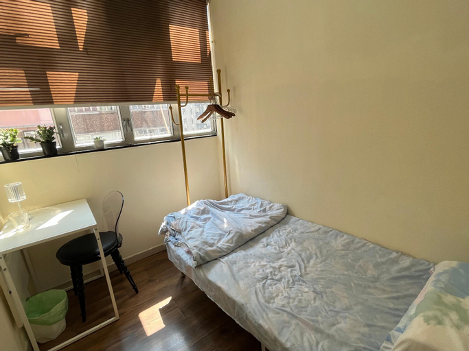 Bedroom 1, L Wanchai MTR 1mins expo 5 mins by walk B room, Hong Kong Island