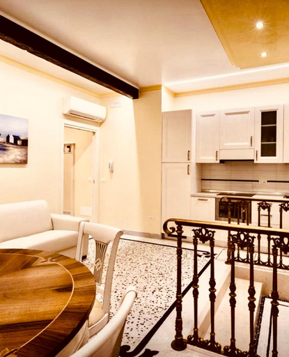 Others 4, Rialto Mercato deluxe apartment, Venezia