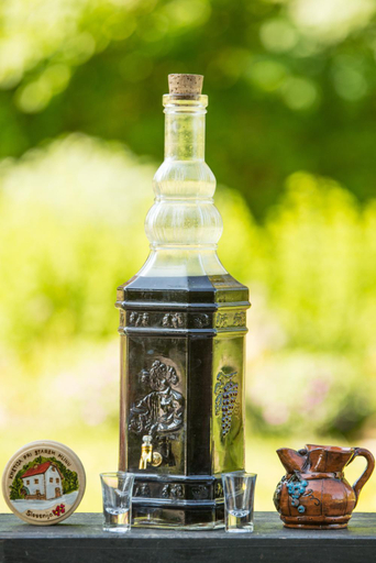 Food & Drinks, Adventure Farm, Štore