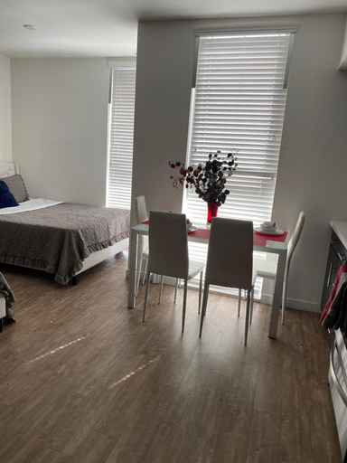 Bedroom 2, Incredible Hollywood Loft Free Parking, Los Angeles