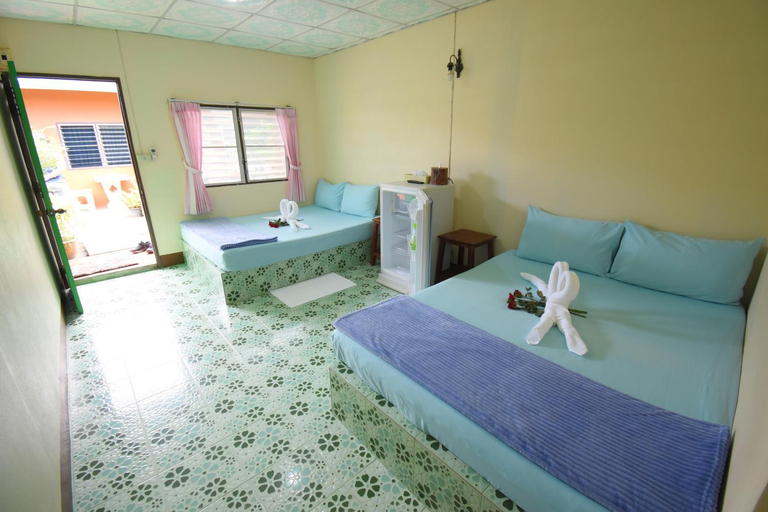 Bedroom 2, Mukda Guesthouse, Muang Trat