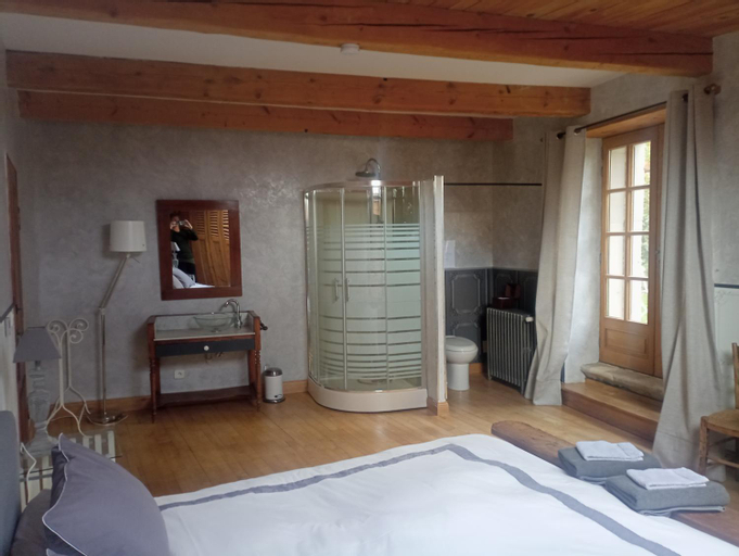Bedroom 6