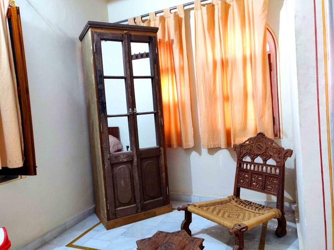 Others 5, Tourist Pension, Jhunjhunun