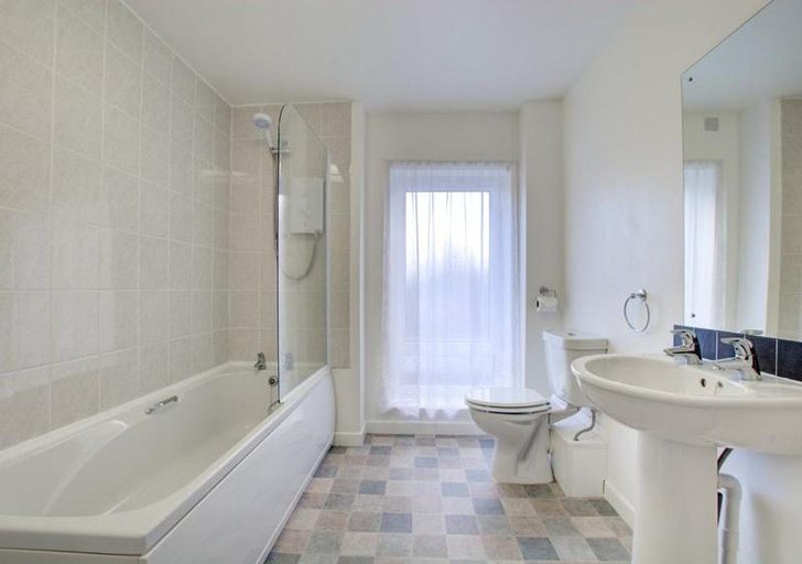 Bathroom, Sea Spirit, Cornwall