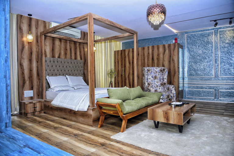 Others 5, Vilasini Inn, Mandya
