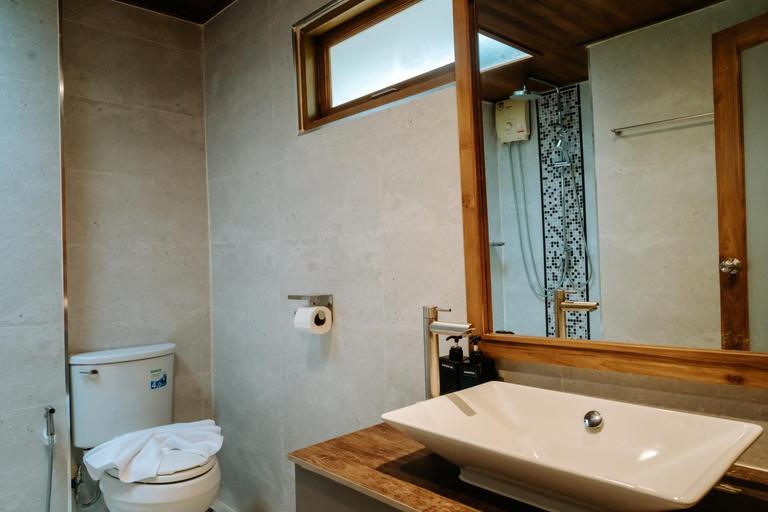 Bathroom 2, U OLIVE Hotel, Ko Phangan