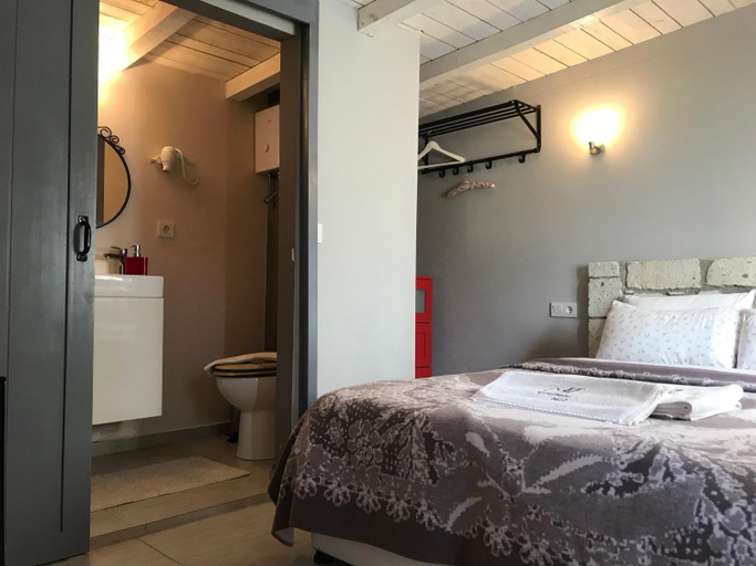 Bedroom 2, Maydonoz Hotel by Zevkliler (Alacati), Çeşme