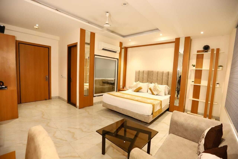 Bedroom 5, Hotel Anchorage Delhi IGI Airport, Delhi