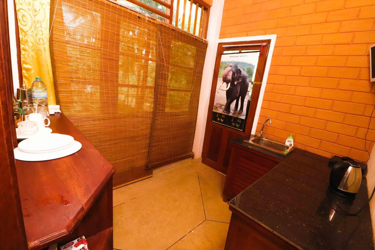 Bathroom 4, Yoho Milkyway Holiday Resort, Habaraduwa