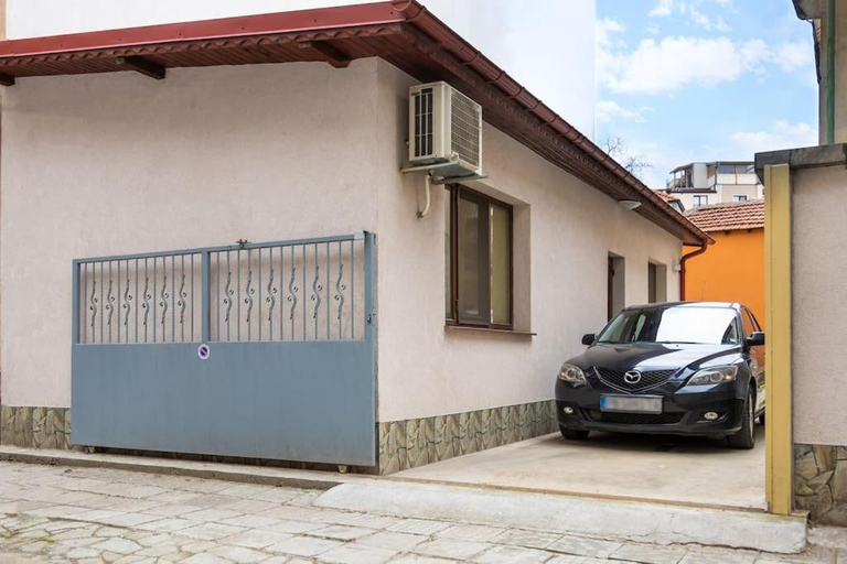 Exterior & Views, 'Little Little' House in the town CENTER & PARKING, Plovdiv