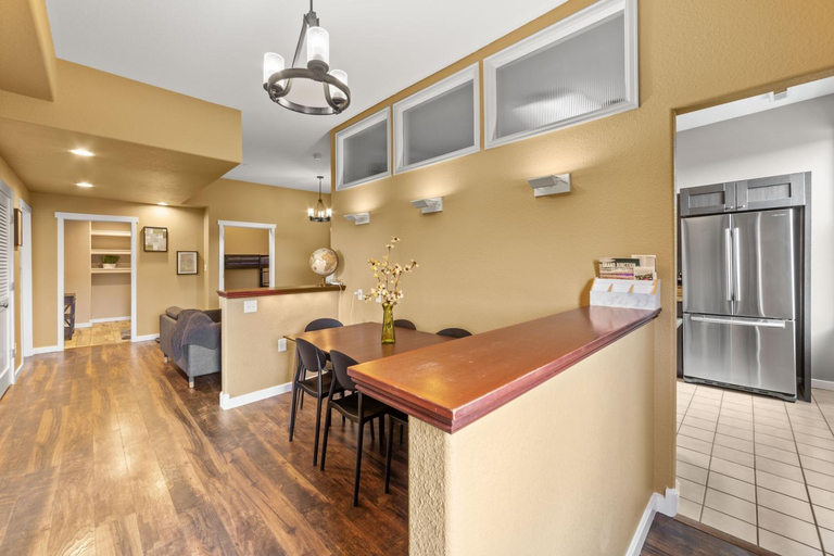 Others 4, Downtown Modern Condo Inside the Historic St Regis, Mesa