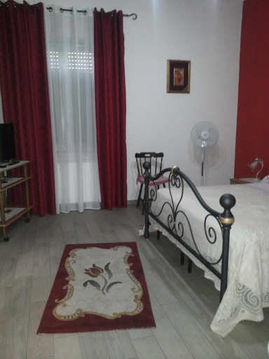 Others 4, B&b Irma, Messina