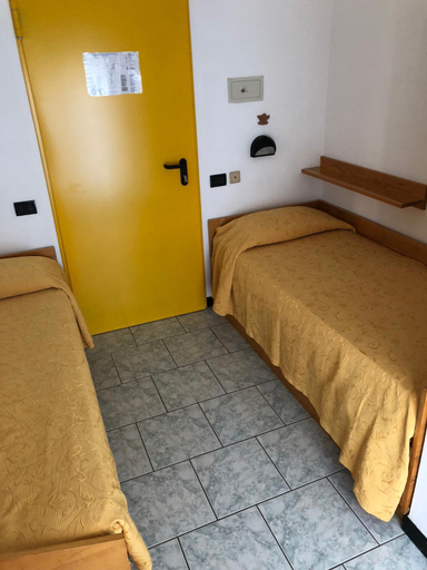 Bedroom 3, Hotel Ondina, Rimini