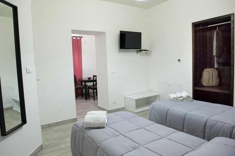 Others 5, Bed & Breakfast Ellenica, Potenza