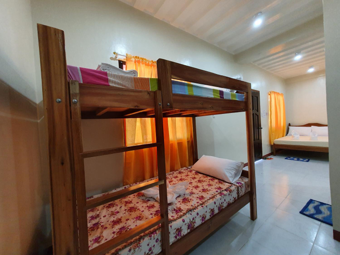 Bedroom 2, Amarav Nacpan, El Nido