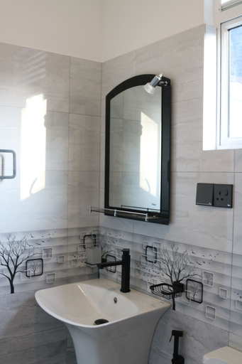 Bathroom 3, The Villa Sea Breeze, Habaraduwa