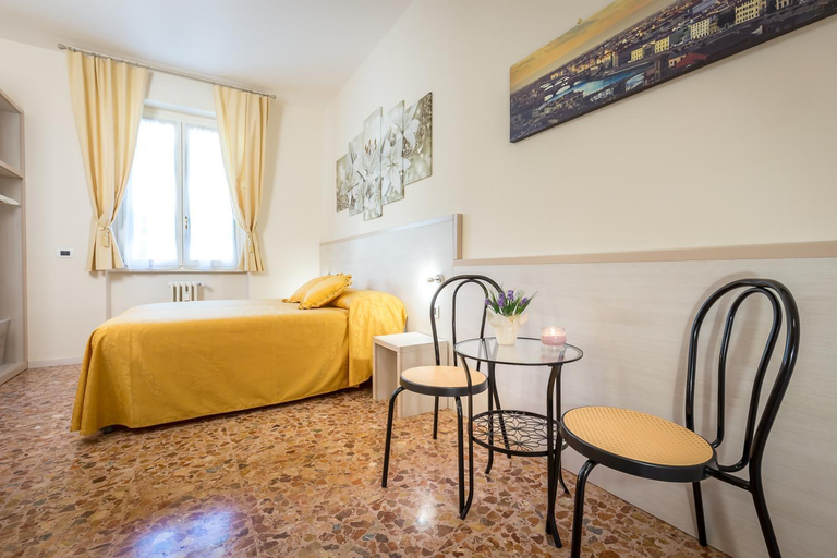 Others 4, B&B Dolce Luna, Florence