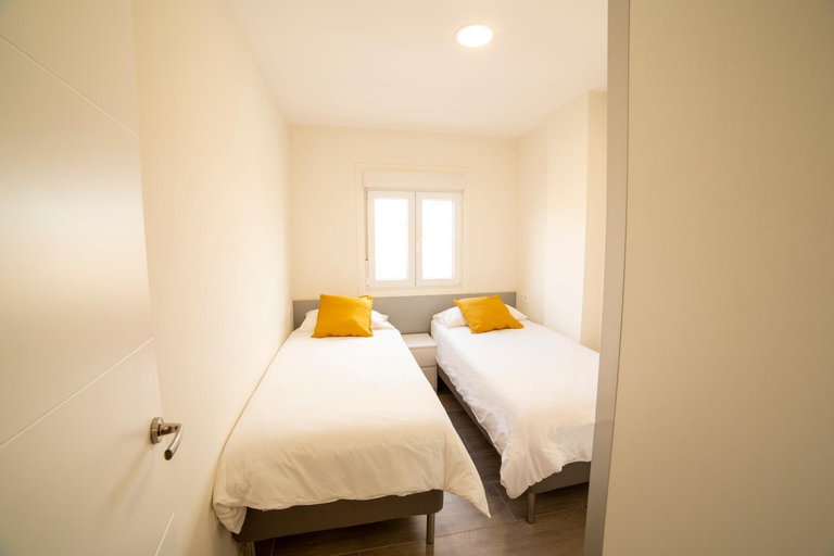 3, JUST To SLEEP 2 BEDROOMS APARTMENTS, Las Palmas