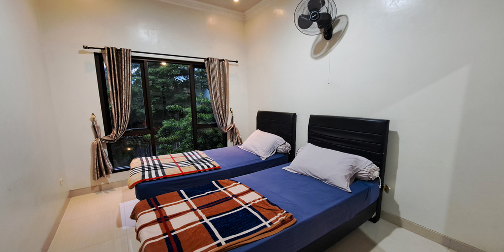 Bedroom 26