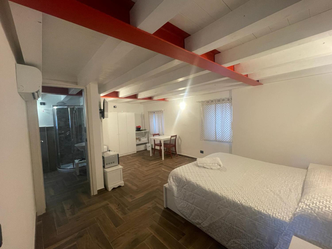Others 5, Casa Borgata, Alessandria