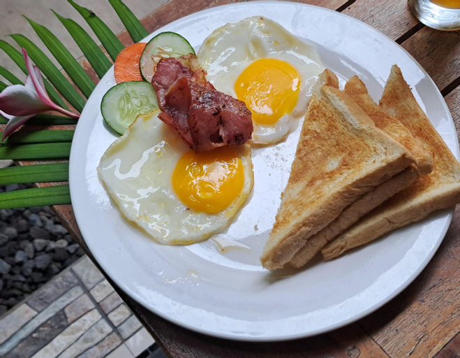 Food & Drinks 15