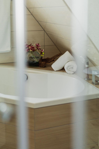 Bathroom 3, Wohnen auf Zeit in Weingarten, Ravensburg