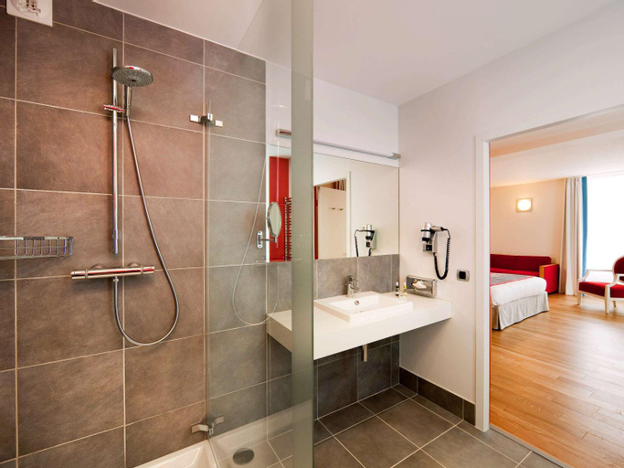 Bathroom 5