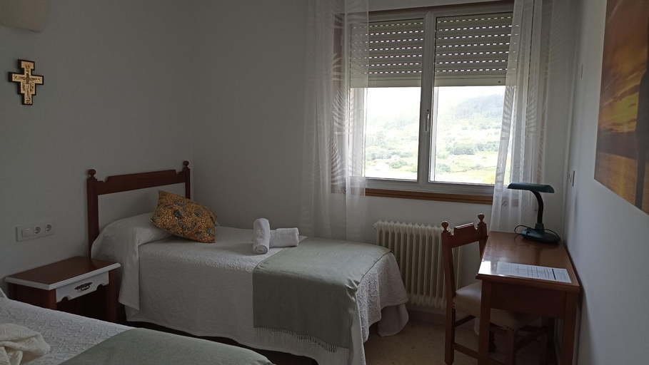 Bedroom 2, Hospederia Santa Maria do Mar, Pontevedra