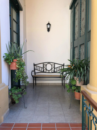 Others 4, Casona Gloria, Cercado