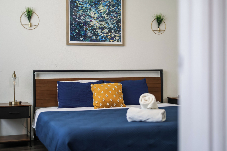 Bedroom 3, Lynn's Lodging, Travis